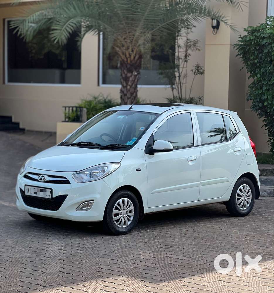 Hyundai I10 Asta Sunroof At, 2013, Petrol