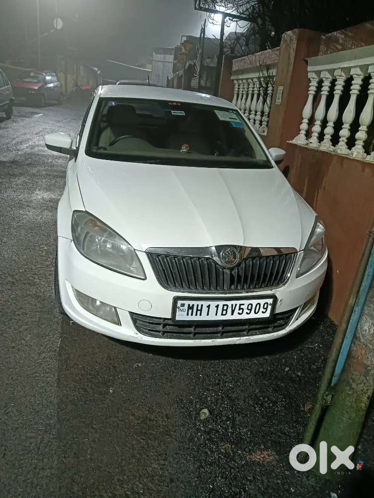 Skoda Rapid 1.5 Ambition 2016