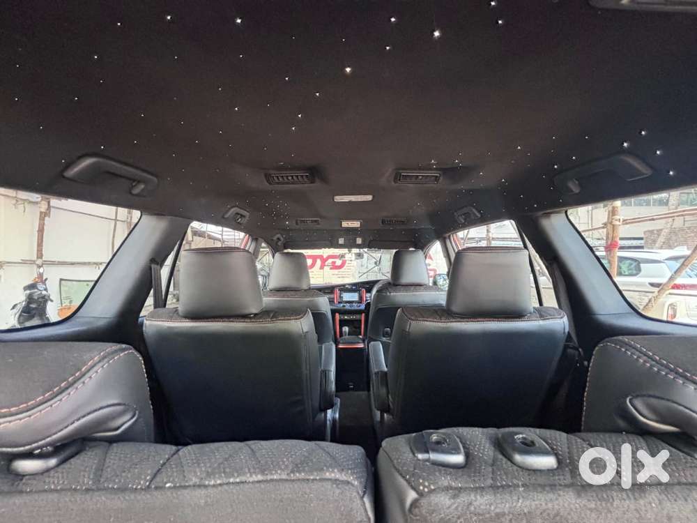 Toyota Innova Crysta 2.8 Gx At 7 Str, 2016, Diesel