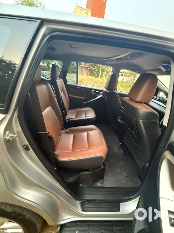 Toyota Innova Crysta 2.8z Automatic, 2017, Diesel