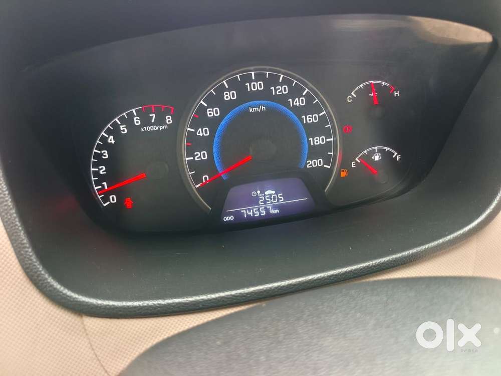 Hyundai Grand I10 2016-2017 Asta Option, 2016, Petrol