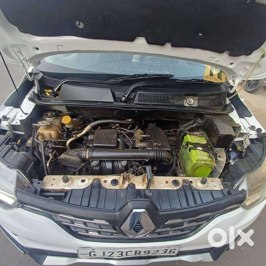 Renault Triber Rxz, 2020, Petrol