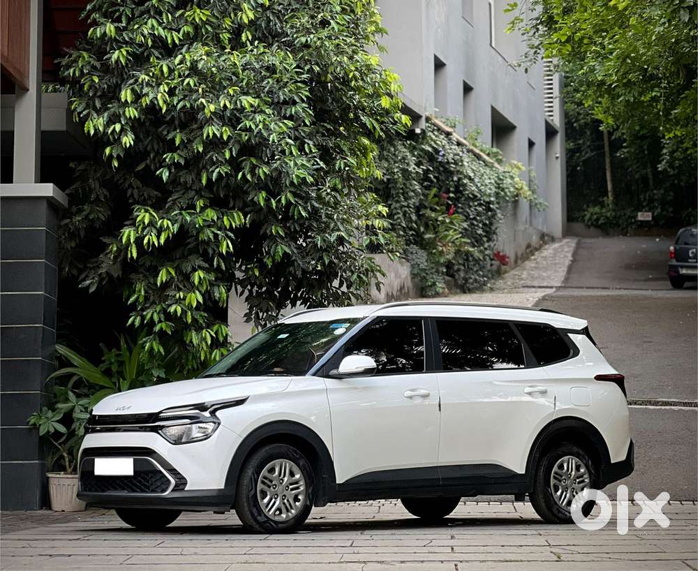 Kia Carens 1.5 Prestige 7 Str, 2023, Petrol