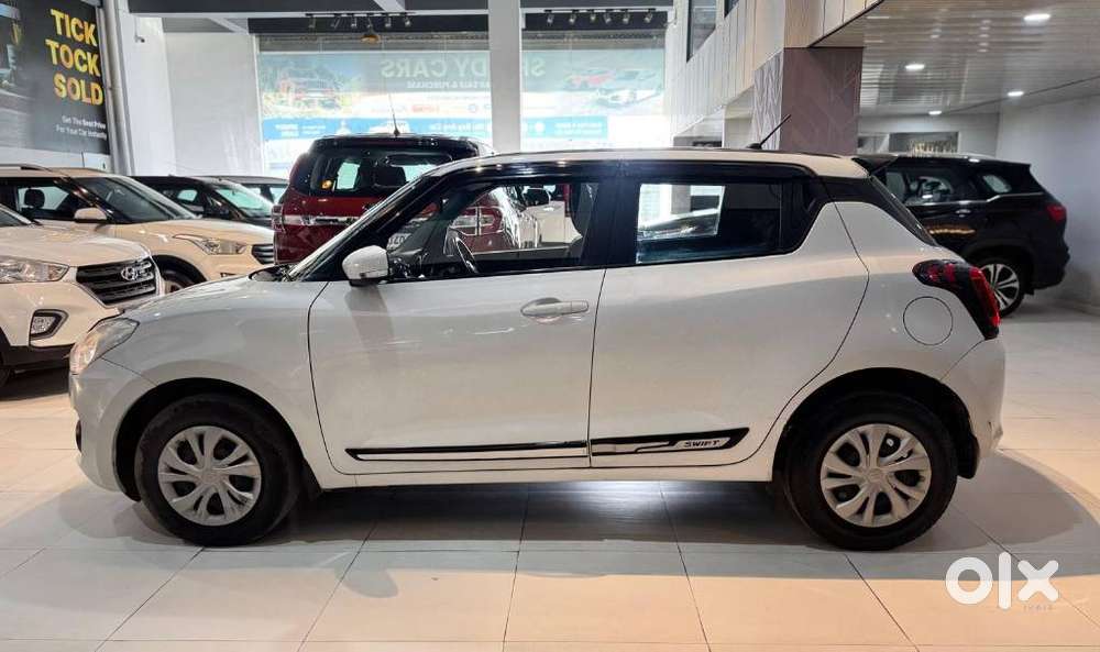 Maruti Suzuki Swift 2018 Vxi, 2021, Petrol
