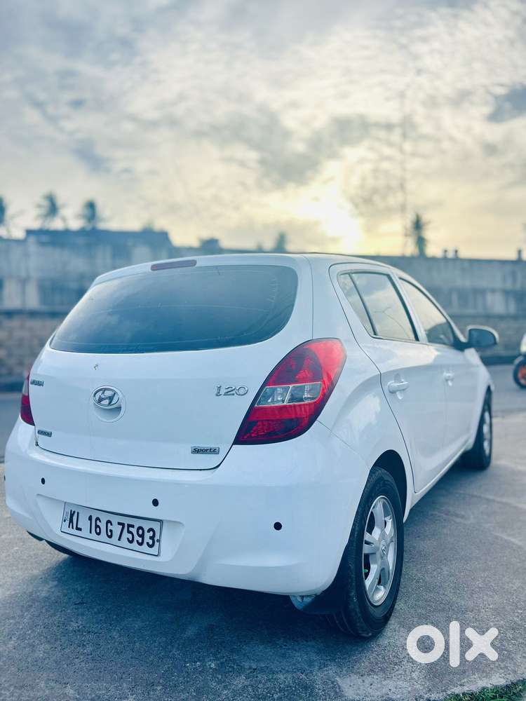 Hyundai I20 Sportz Option 1.4 Crdi, 2011, Diesel