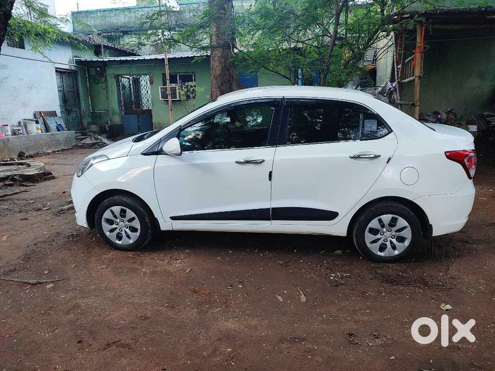 Hyundai Xcent 2014 Petrol Well Maintained
