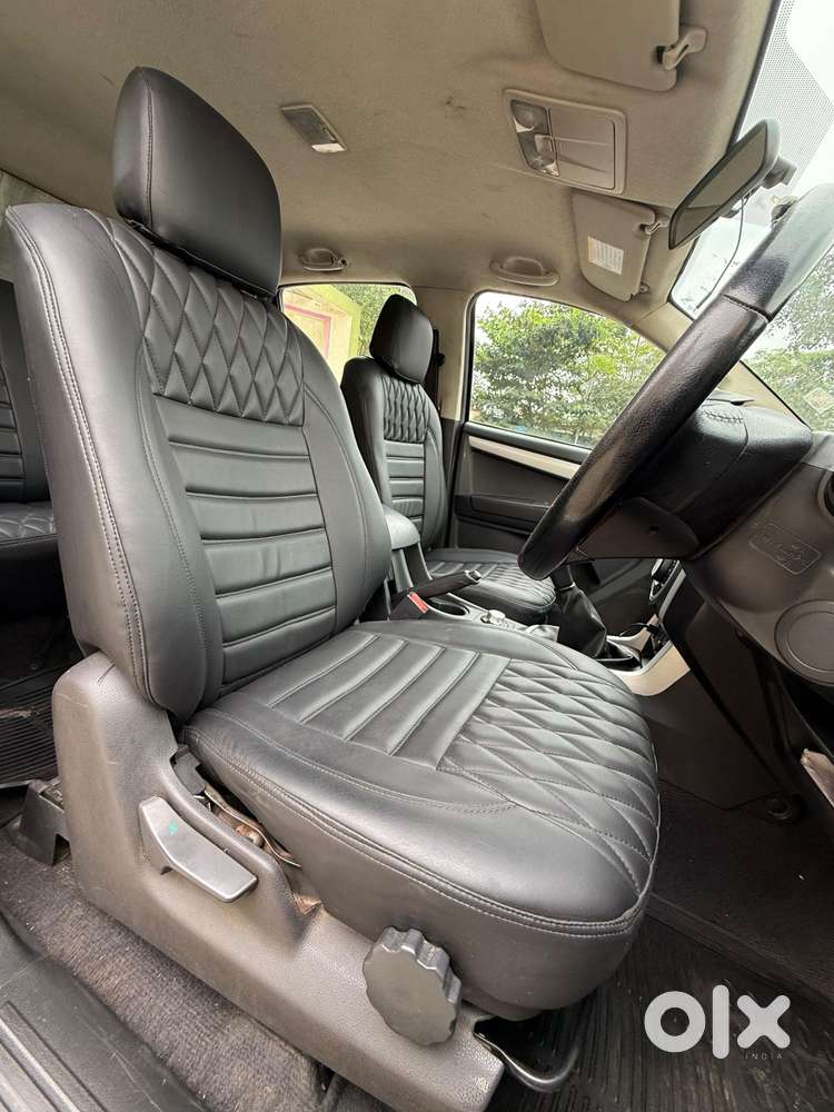 Isuzu V-cross Z Prestige 4x4 Mt, 2019, Diesel