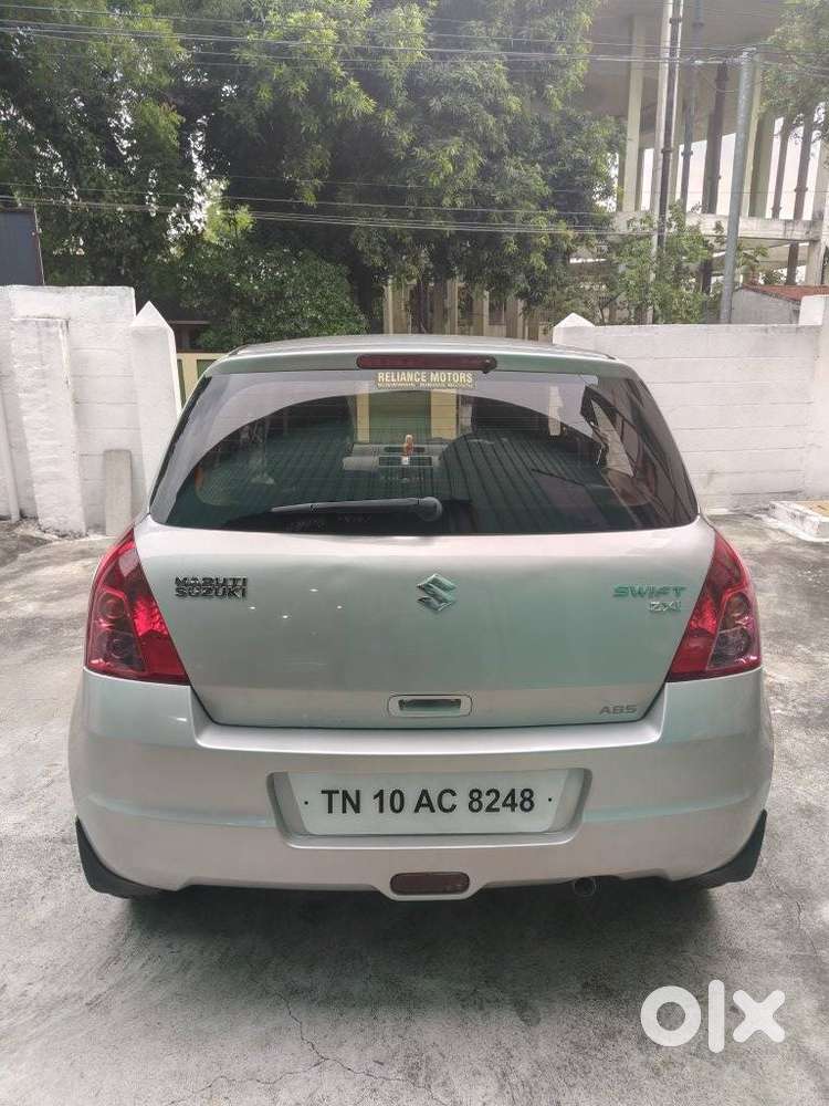 Maruti Suzuki Swift Zxi, 2011, Petrol
