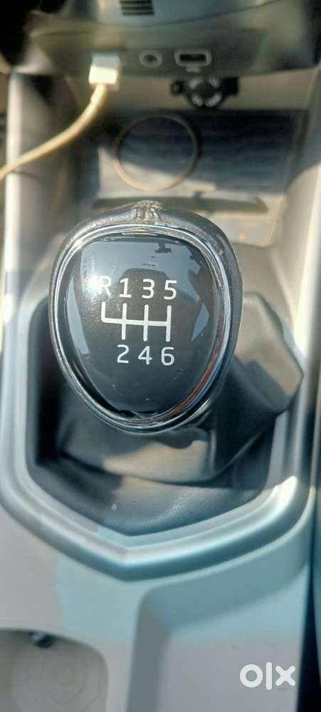 Mahindra Xuv300 W8 Option Diesel, 2023, Diesel