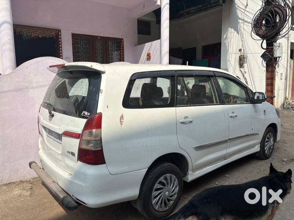 Toyota Innova 2011 Diesel Well Maintained