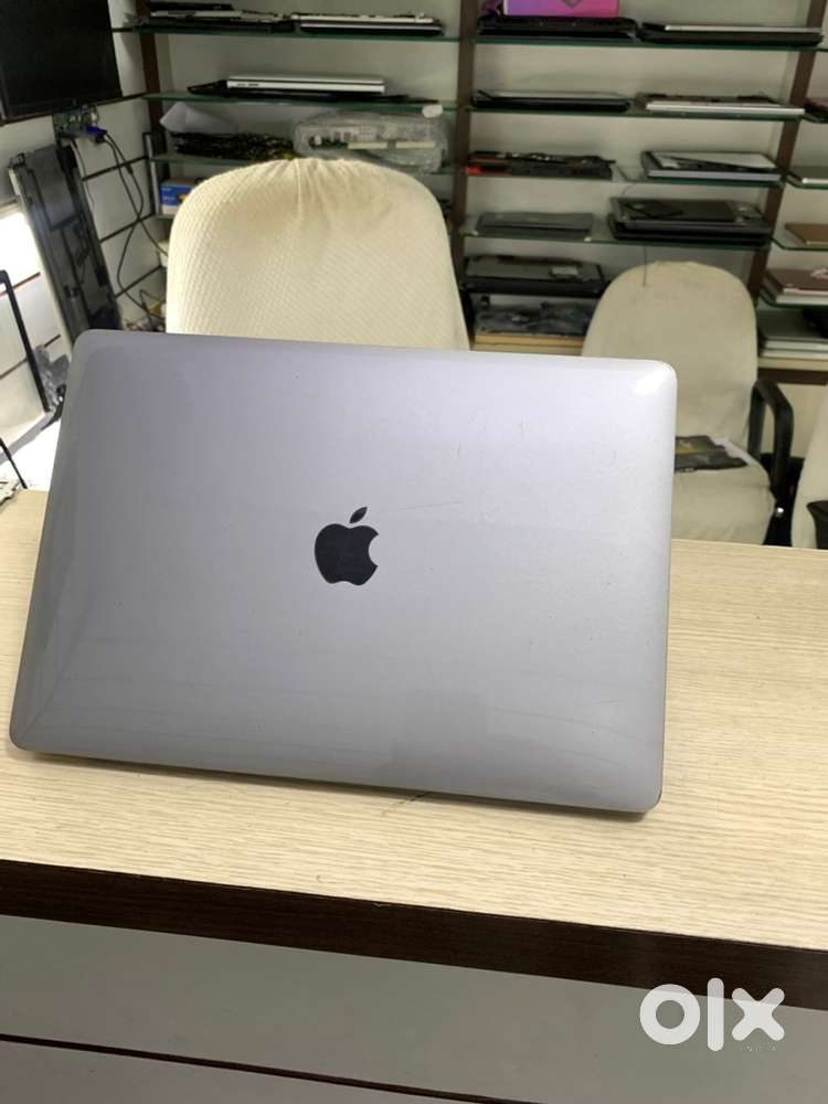 Macbook pro 8 gb ram 512 gb ssd