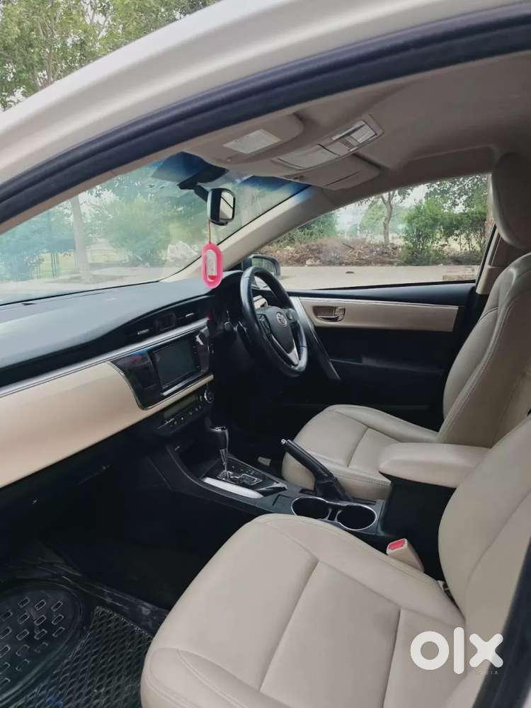 Toyota Corolla Altis 1.8 G Cvt, 2016, Petrol
