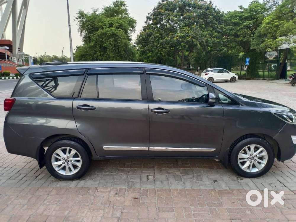 Toyota Innova Crysta 2.4 Gx Mt, 2019, Diesel