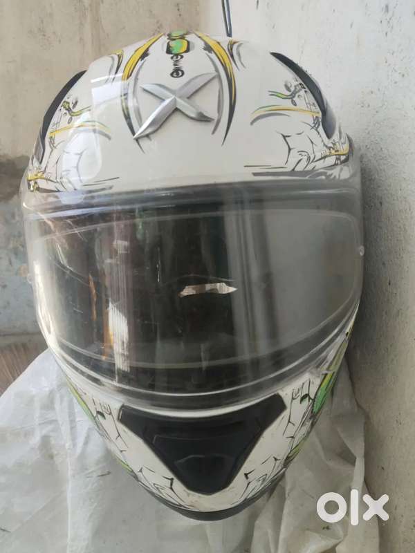 Helmet axor branded piece I want money