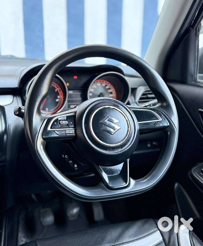 Maruti Suzuki Swift Vxi + Manual, 2018, Petrol