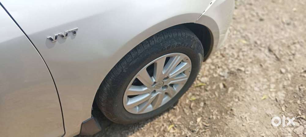 Maruti Suzuki Dzire 1.2 Zxi, 2015, Petrol