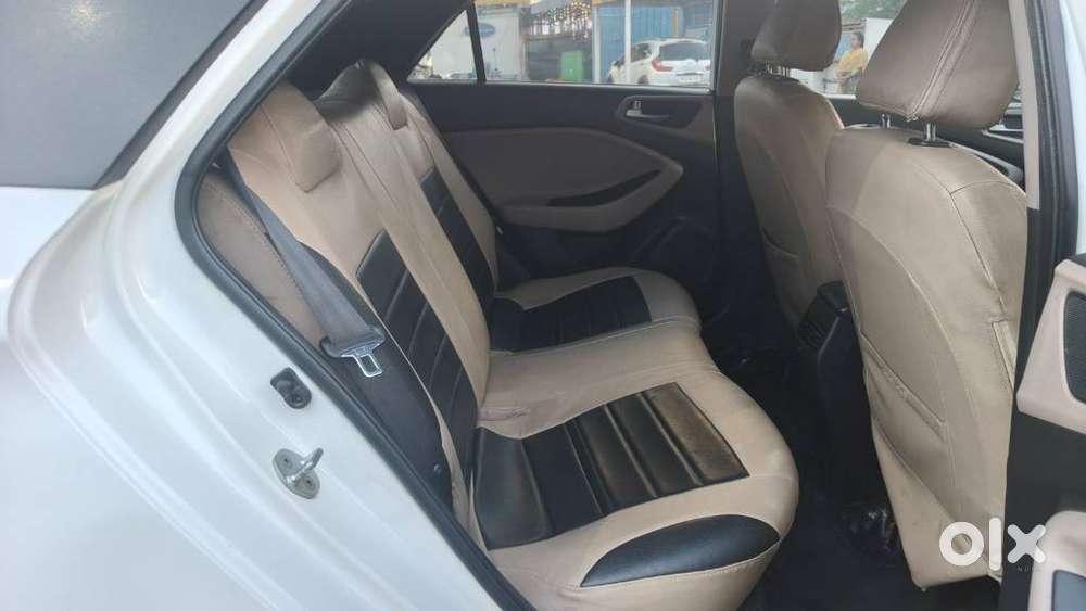 Hyundai Elite I20 Sportz (o) 1.4, 2015, Diesel