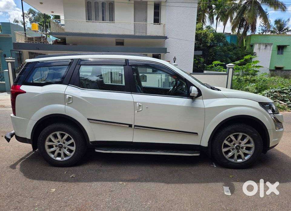 Mahindra Xuv500 2.2 W10, 2016, Diesel