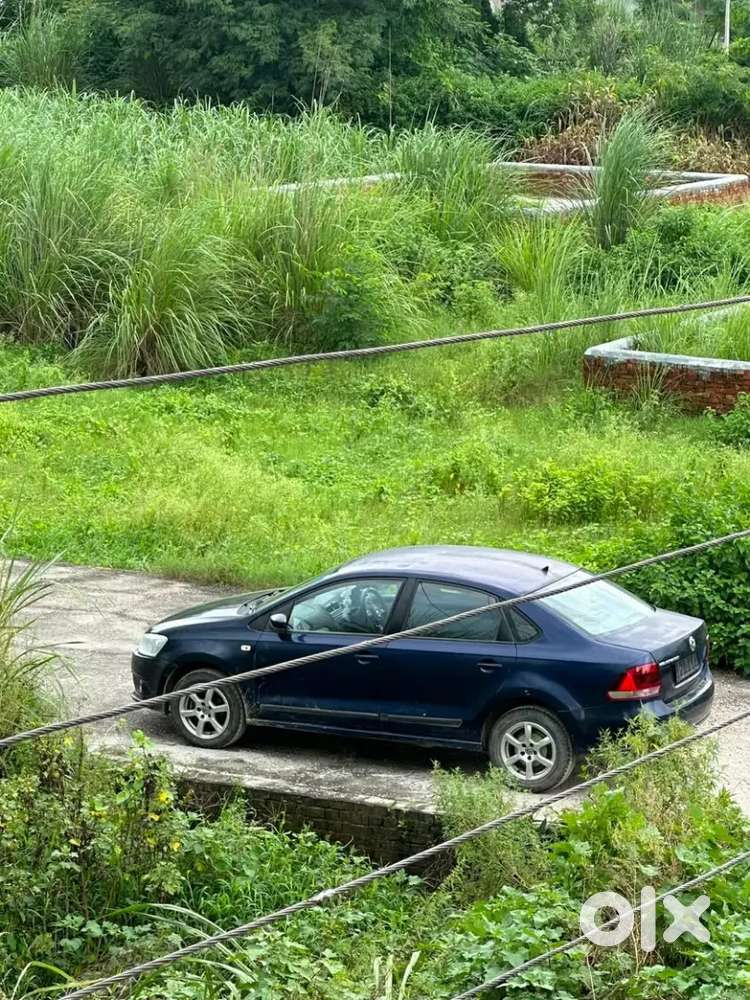 Volkswagen Vento Highline 2013 Petrol Manual