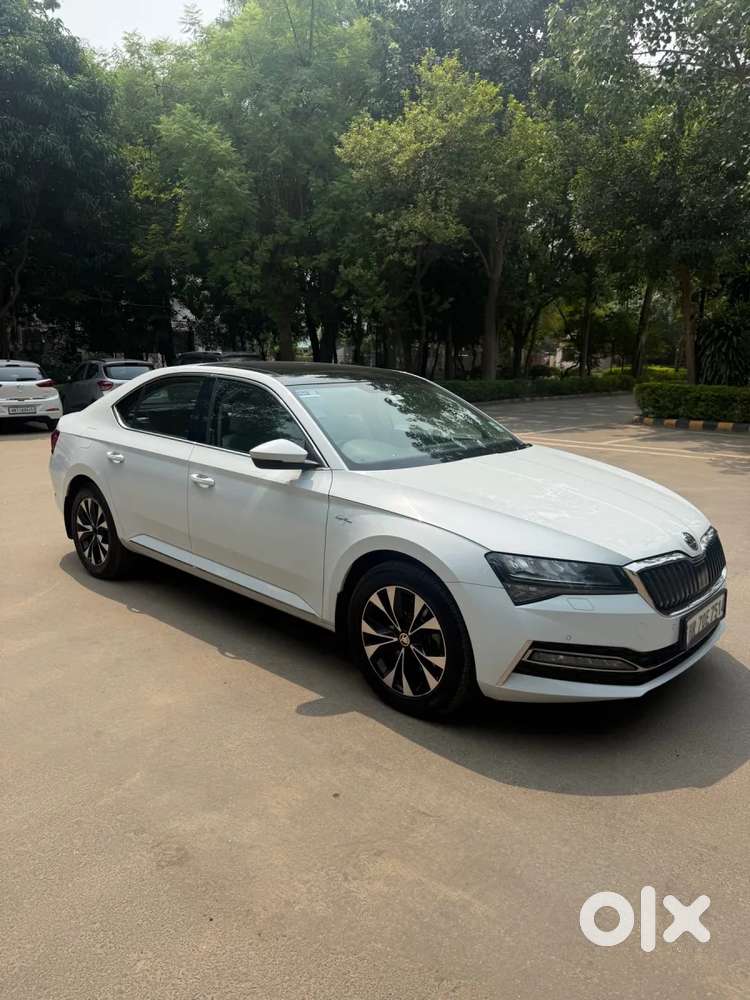 Skoda Superb 2.0 L&k Tsi At, 2020, Petrol