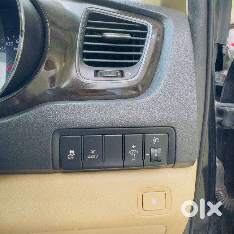 Kia Carnival Limousine Plus 7 Str, 2022, Diesel
