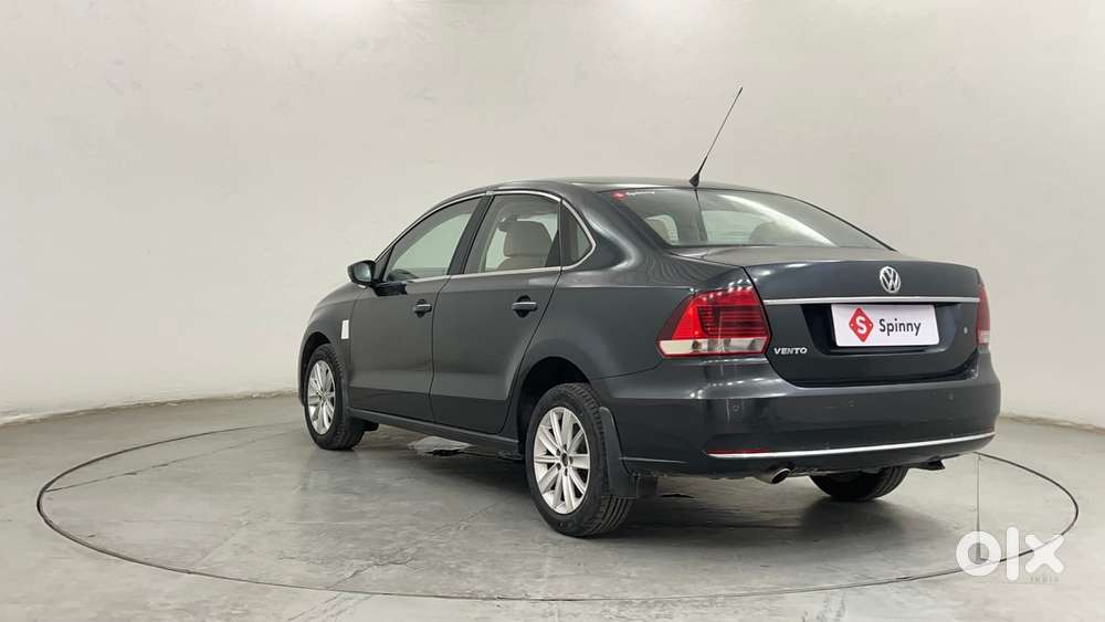 Volkswagen Vento 1.6 Highline, 2016, Petrol
