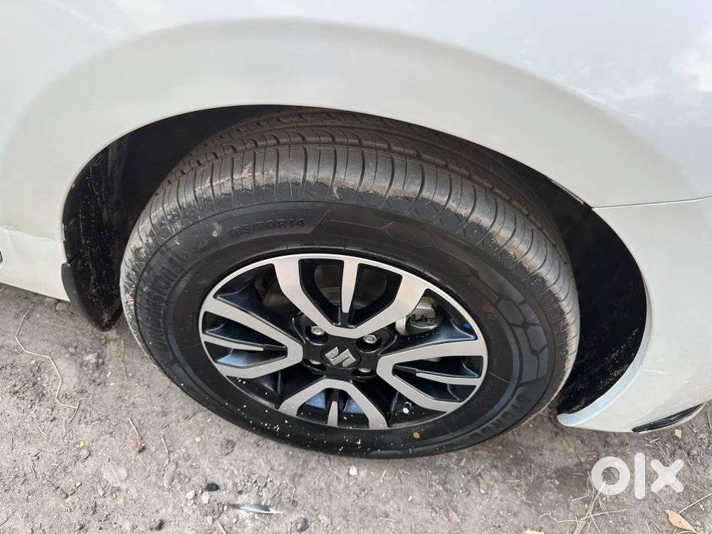 Maruti Suzuki Dzire 1.2 Vxi, 2024, Petrol