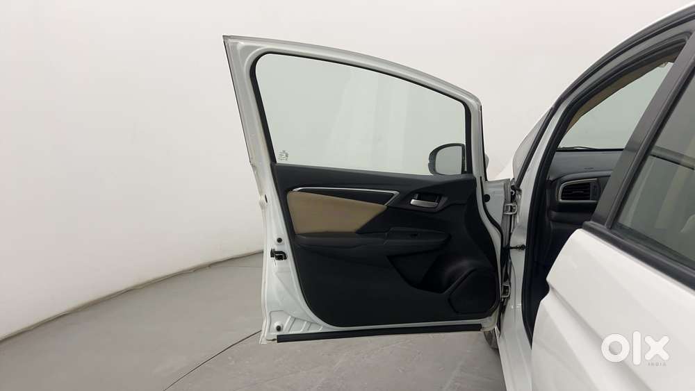 Honda Jazz [2020-2023] 1.2 V I-vtec Mt, 2017, Petrol