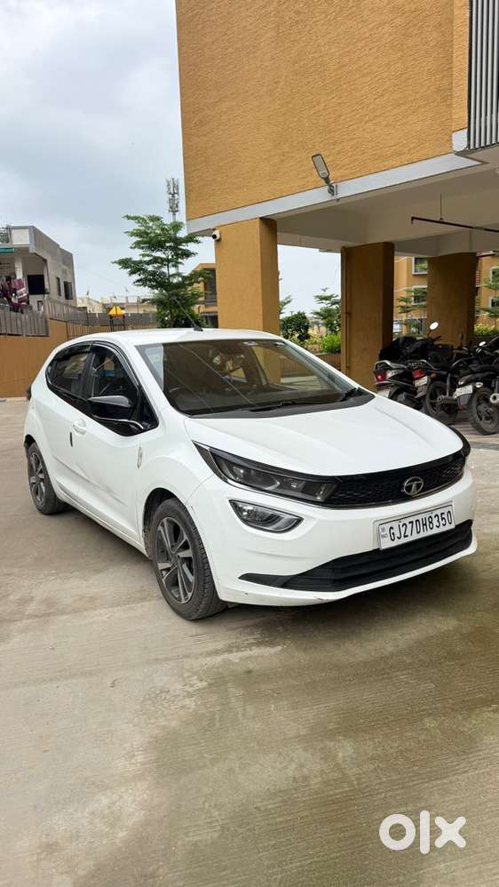 Tata Altroz Cng & Hybrids Well Maintained