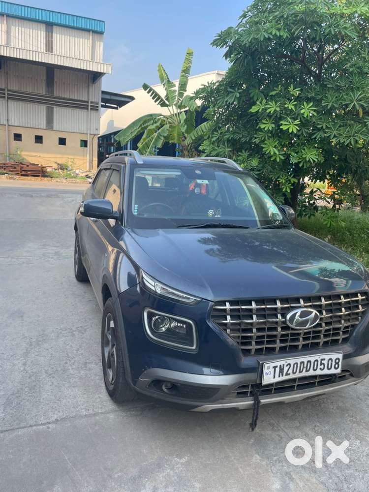 Hyundai Venue Petrol 2022