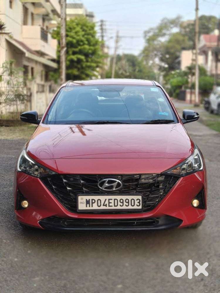 Hyundai Verna Sx(o) Petrol At, 2022, Petrol