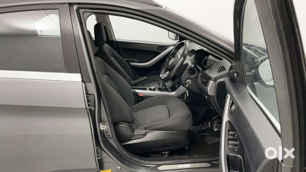 Tata Nexon 1.2 Revotron Xm (s), 2022, Cng & Hybrids