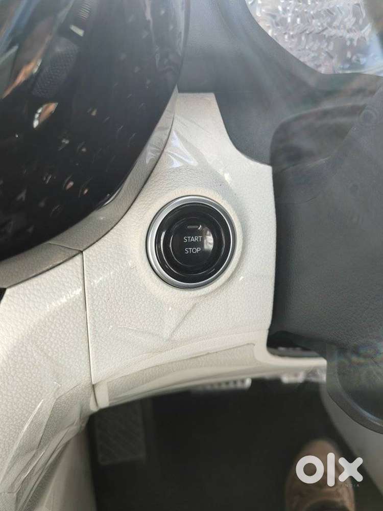 Mahindra Xuv 3xo Ax7l 1.2 Petrol At (pg), 2026, Petrol