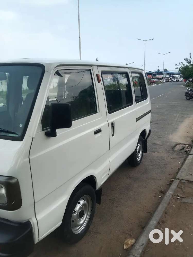 Maruti Suzuki Omni 2010