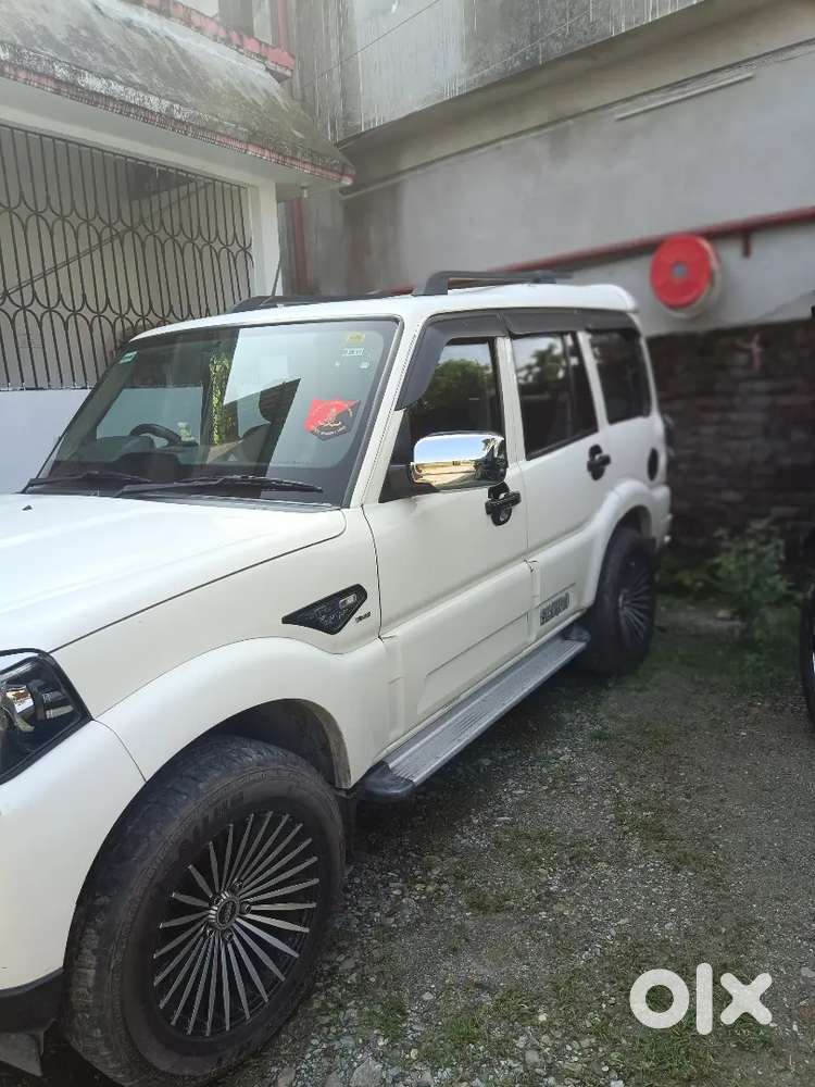 Mahindra Scorpio 2021 Diesel Manual
