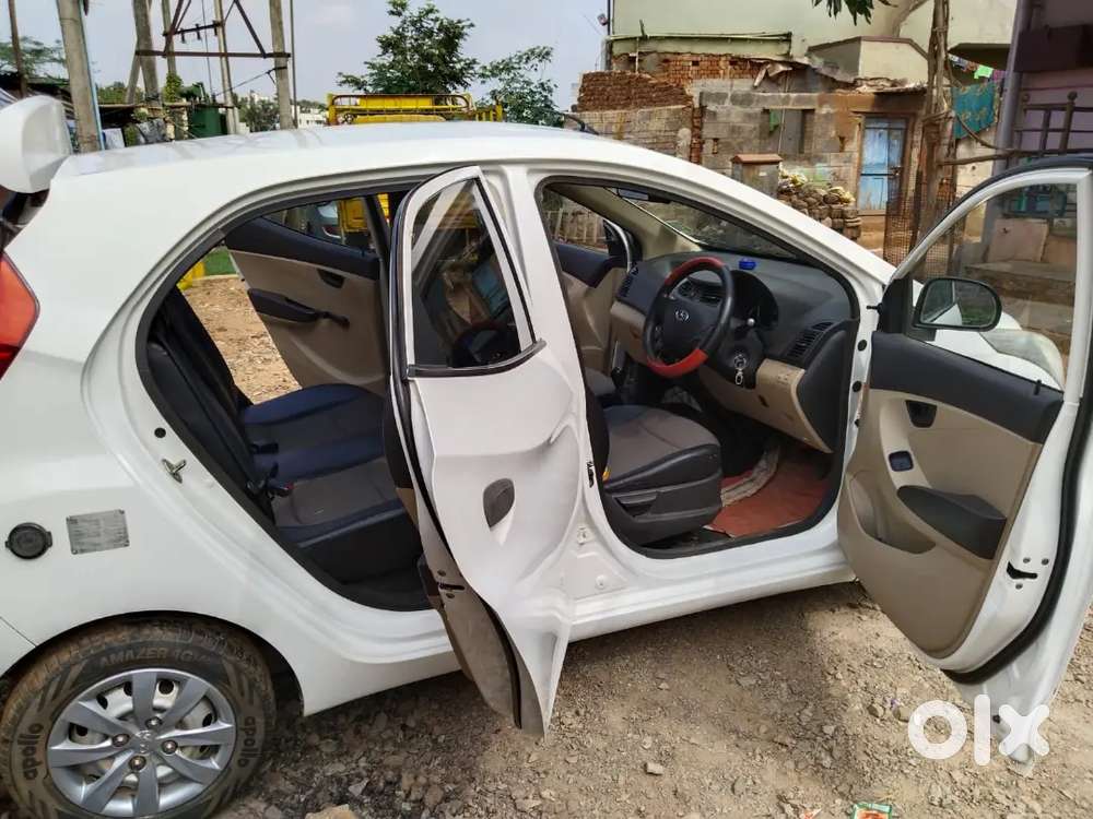 Hyundai Eon Petrol/ Lpg Well Maintained