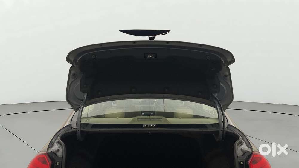 Maruti Suzuki Ciaz 1.5 Zeta Shvs Mt, 2022, Petrol