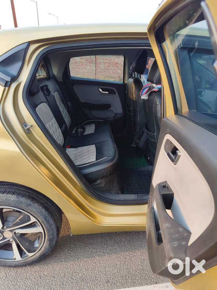 Tata Altroz Xz, 2020, Petrol