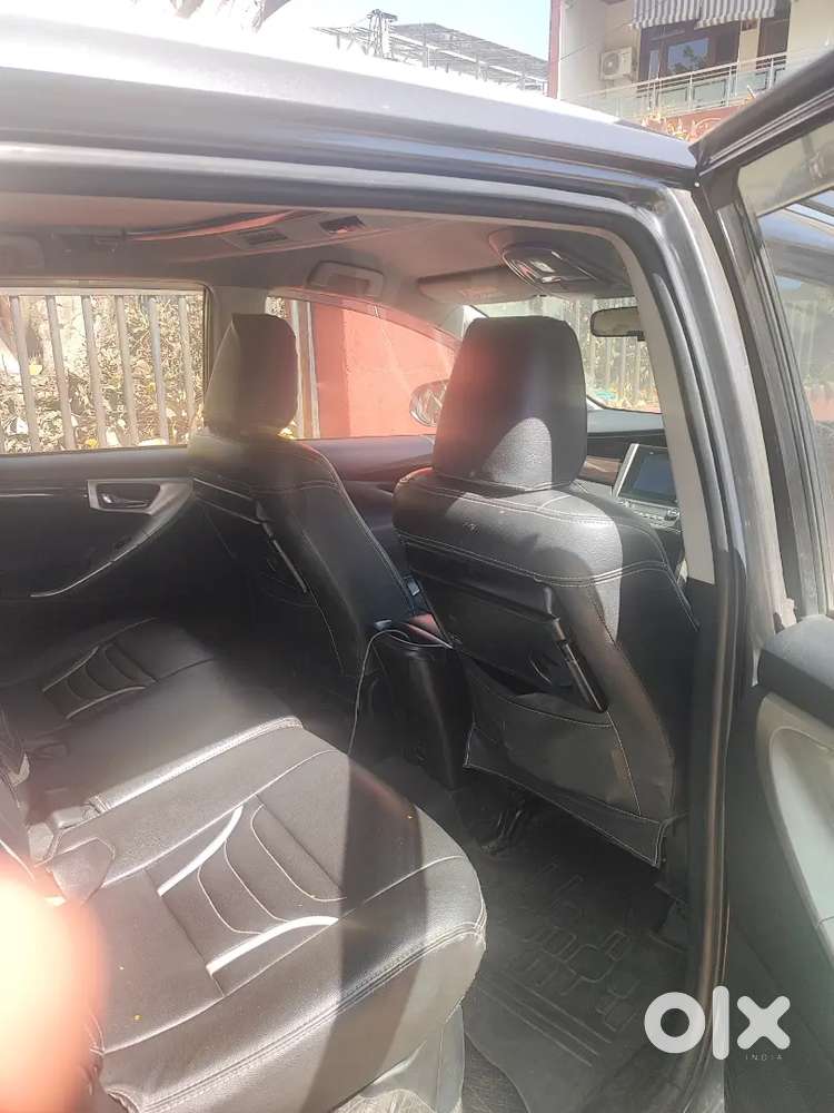 Toyota Innova Crysta 2018 Diesel Well Maintained