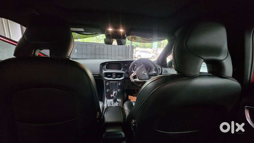 Volvo V40 Cross Country D3 Inscription, 2018, Diesel