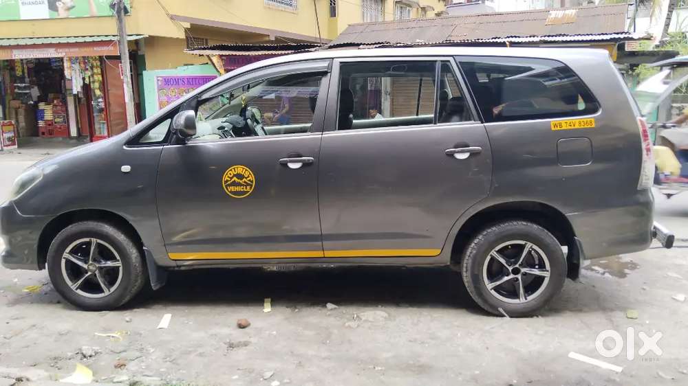 Innova Good Condition Comercial