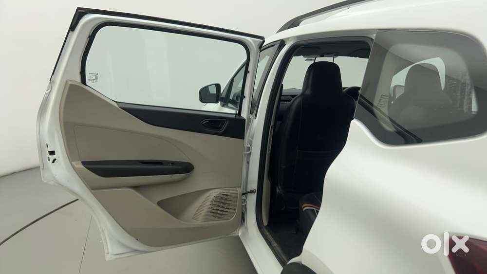 Renault Triber Rxt, 2020, Petrol