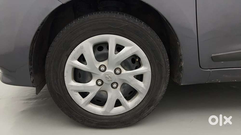 Hyundai Grand I10 1.2 Kappa Sportz Option, 2017, Cng & Hybrids