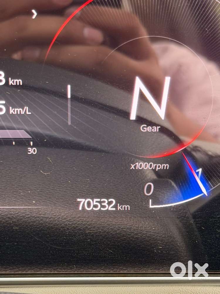 Mahindra Xuv700 Diesel 2022 Ax5