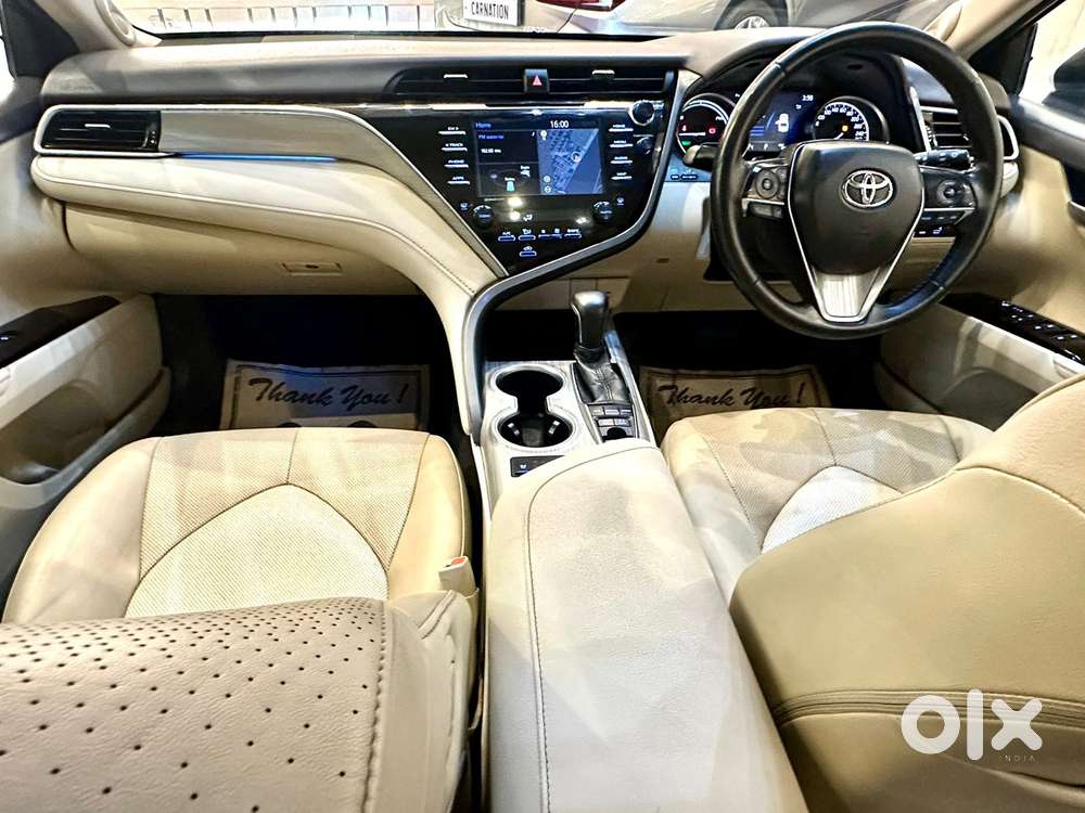 Toyota Camry 2.5 Hybrid, 2021, Petrol