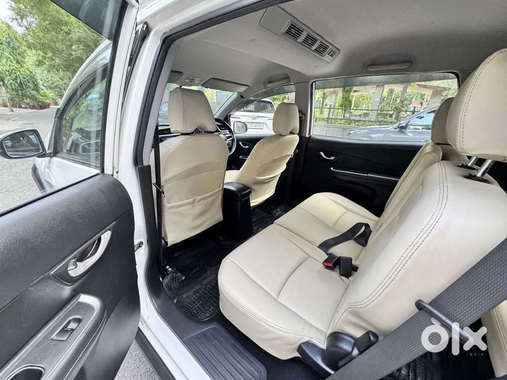 Honda Br-v Style Edition V Cvt, 2016, Petrol