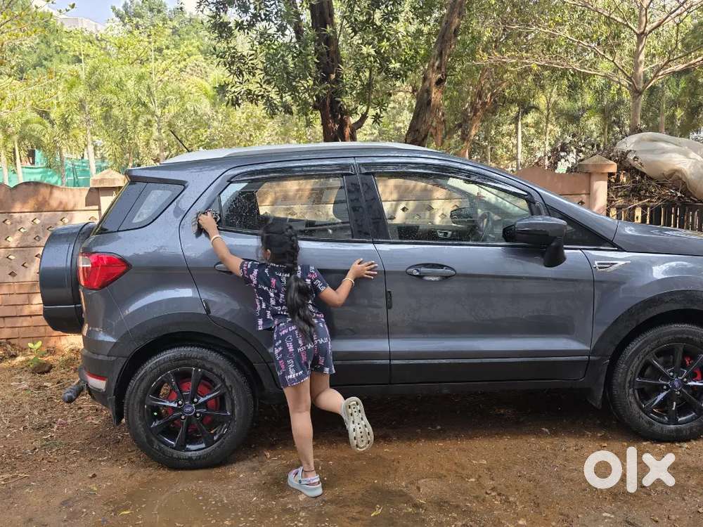 A Well Maintained Scratchles& Fully Loaded Ford Ecosport 2019 Petrol