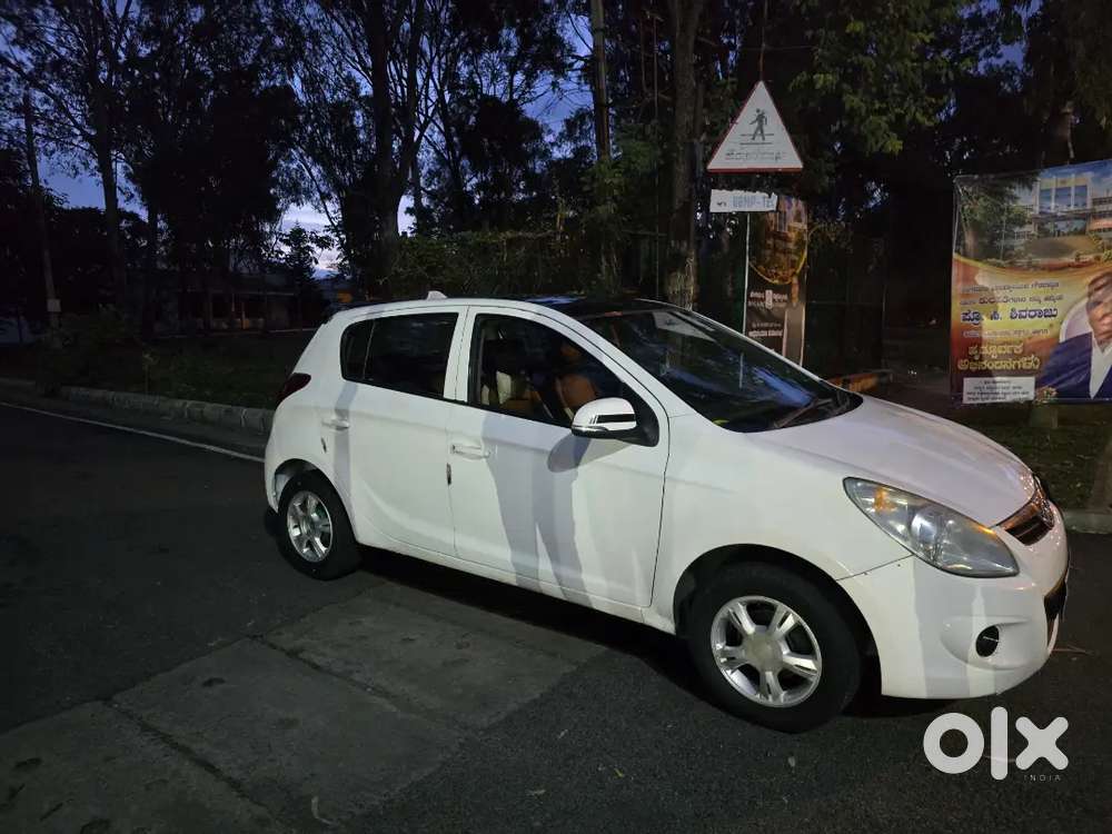 Hyundai I20 2010 Petrol Well Maintained