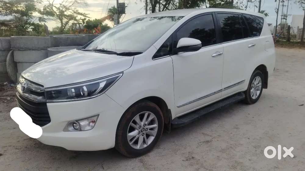 Toyota Innova Crysta 2019