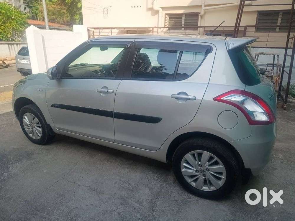 Maruti Suzuki Swift Zxi, 2016, Petrol